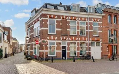 Appartement te koop: Wolvenplein 10, Breedstraat en Plompetorengracht en omgeving Utrecht