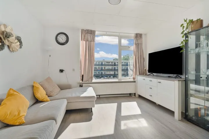 Studio te koop: Wolvenrade 103, Venen, Oorden en Raden 'S-Gravenhage