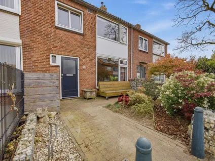 Tussenwoning te koop: Wolvenring 62, Brabantpark Breda