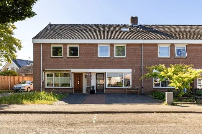Terraced house for sale: Wolweversstraat 11, Wezep-Oost Wezep
