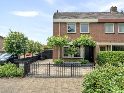 Corner house for sale: Wolweversstraat 19, Wezep-Oost Wezep