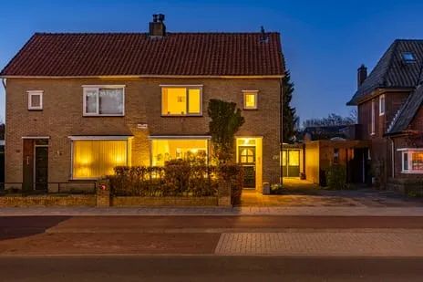 Twee-onder-één-kap te koop: Woolderesweg 84, Woolder Es Hengelo
