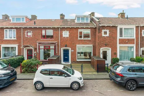 Tussenwoning te huur: Wormerveerstraat 254, Leyenburg 'S-Gravenhage
