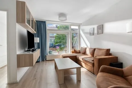 Tussenwoning te koop: Wormerveerstraat 45, Leyenburg 'S-Gravenhage