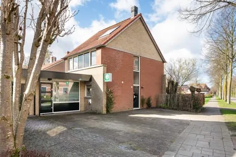 Twee-onder-één-kap te koop: Woudhuizerallee 28, Woudhuis Apeldoorn