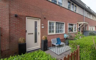 Tussenwoning te koop: Woudlaan 15, Zoetermeer