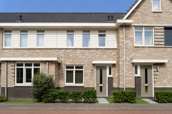 Tussenwoning te koop: Woudlaar 45, De Laren Noord Almere