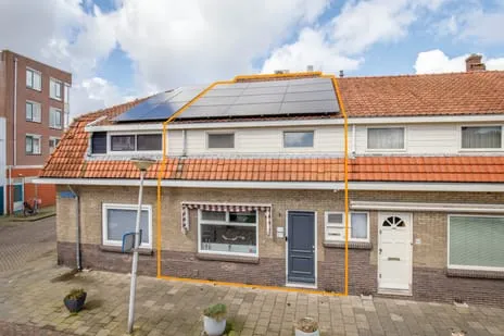 Tussenwoning te koop: Woudstraat 90, De Korte Akkeren Oud Gouda