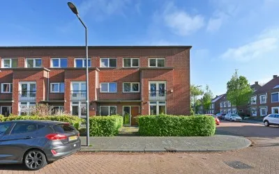Hoekwoning te koop: Wout van Heusdensingel 1, Nesselande Rotterdam