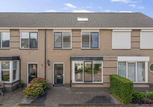 Tussenwoning te koop: Wouter Berthoutlaan 37, Sander-Banken 3 Etten-Leur