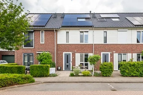 Tussenwoning te koop: Wouter uten Goyelaan 11, Parijsch Lokkershoek Culemborg