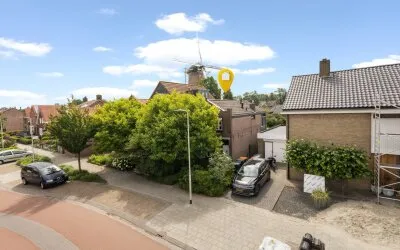 Vrijstaande woning te koop: Wouwseweg 105, Heerma van Vossstraat-Molenbeek Roosendaal