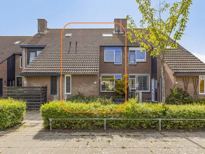 Tussenwoning te koop: Wulkenpad 25, Poortambacht Zierikzee