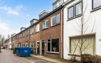 Tussenwoning te koop: Wullenhovenstraat 11, Luxool Nijkerk