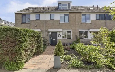 Tussenwoning te koop: Wulpendreef 17, Dorp Noord Moordrecht