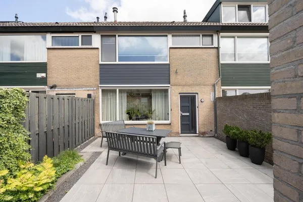 Tussenwoning te koop: Wulverhorst 133, Montfoort Montfoort