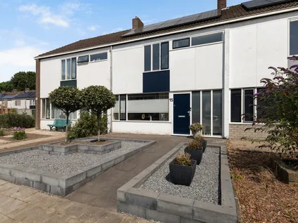 Tussenwoning te koop: Wylster 15, Dokkum