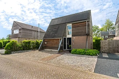 Vrijstaande woning te koop: Yn 'e Lijte 141, Grou Grou