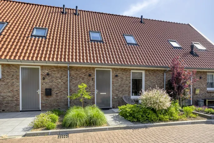 Tussenwoning te koop: Ypelohof 7, Verspreide huizen IJpelo Enter
