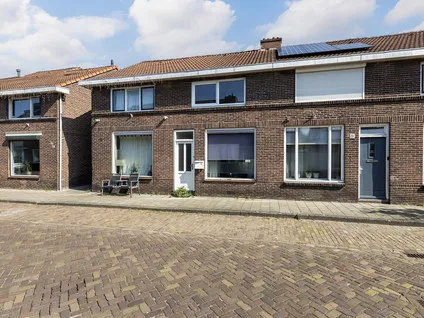 Tussenwoning te koop: Ypkemeulestraat 77, Boswinkel-De Braker Enschede