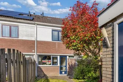 Tussenwoning te koop: Zaan 3, Emmeloord
