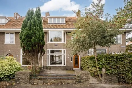 Tussenwoning te koop: Zaanenlaan 141, Haarlem
