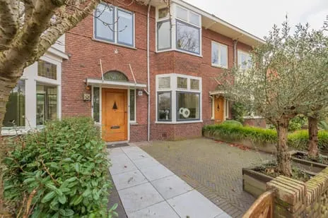 Tussenwoning te huur: Zaanenlaan 49, Bomenbuurt-oost Haarlem