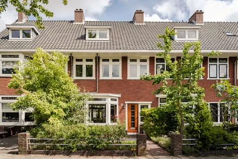 Corner house for sale: Zaanenlaan 94, Sterrenbuurt Haarlem