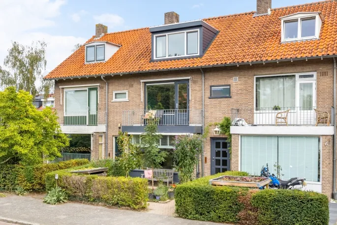 Tussenwoning te koop: Zaart 12, Breda