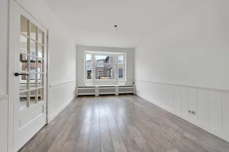 Appartement te koop: Zacharias Jansenstraat 28, Laakkwartier-Oost 'S-Gravenhage