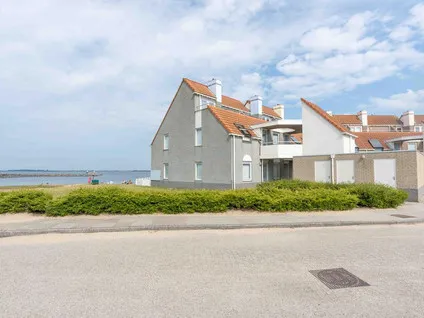 Apartment for sale: Zaete 3, Verspreide huizen Brouwershaven Brouwershaven