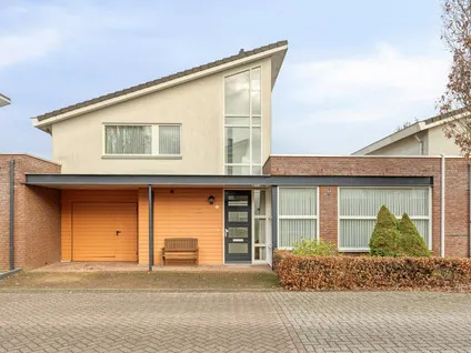 Tussenwoning te koop: Zagershof 14, Centrum zuid Asten