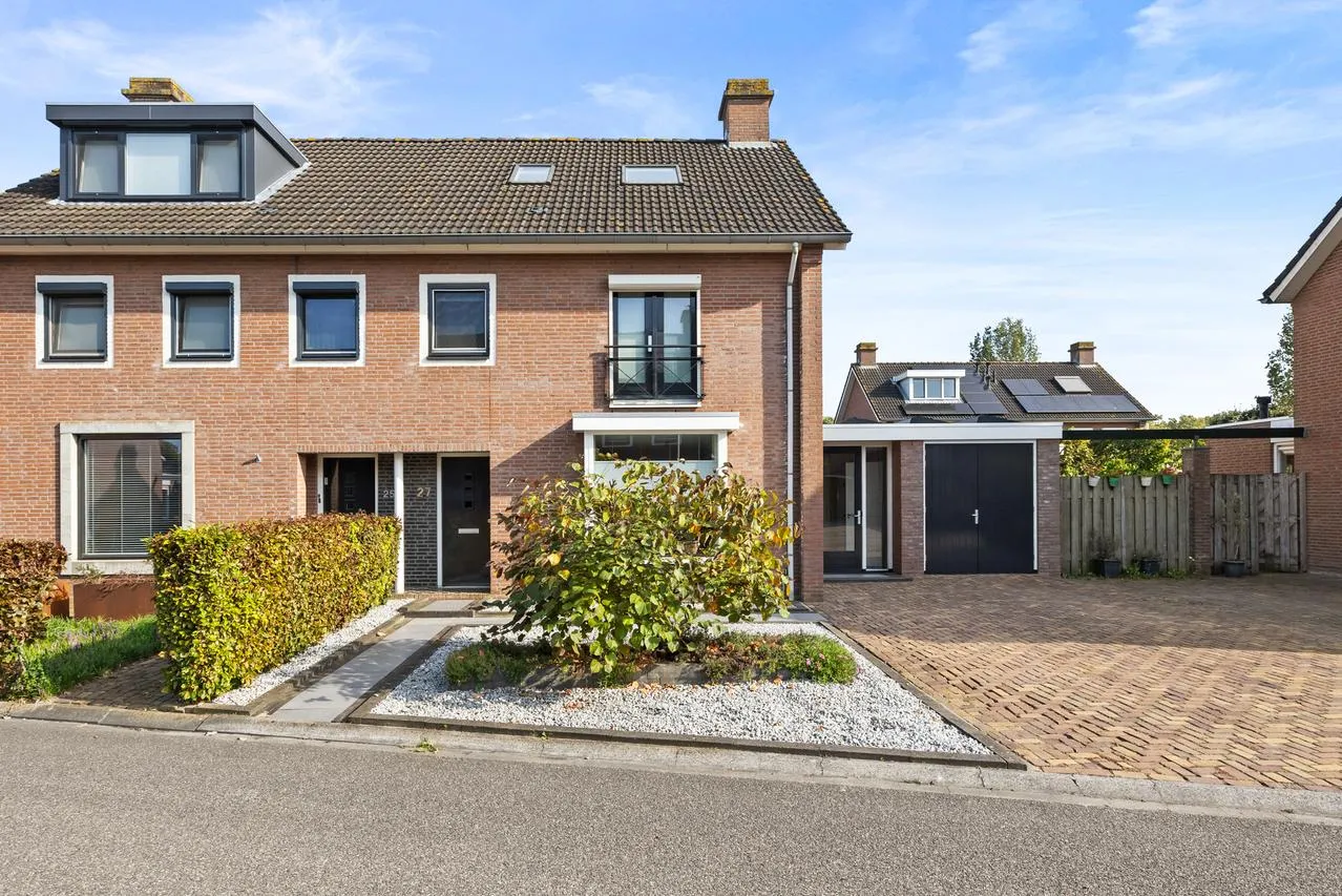 Twee-onder-één-kap te koop: Zalingweide 27, Druten
