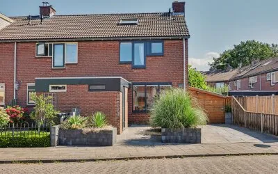 Corner house for sale: Zalm 2, Hout Hoeffe Hellevoetsluis