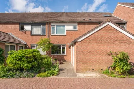 Tussenwoning te koop: Zalmforel 17, Leedewijk-Noord Leiden