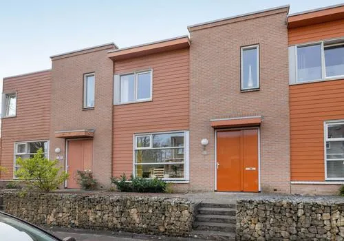 Tussenwoning te koop: Zalmstraat 16, Het Broek Hengelo