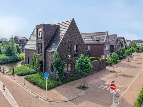Detached house for sale: Zaltbommelstraat 30, Laakse Tuinen Amersfoort