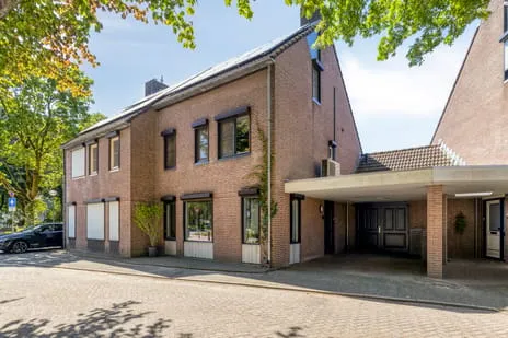 Tussenwoning te koop: Zandakker 26, West zuid Venray