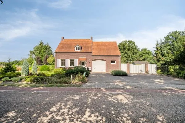 Koopwoning: Zandberg 9 in Maasbree - €595.000 - 202m²