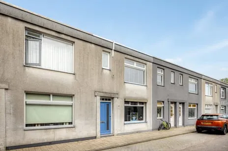 Tussenwoning te koop: Zandbergdwarsstraat 8, Zandberg Breda