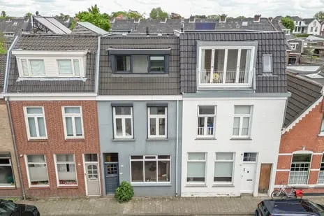 Tussenwoning te koop: Zandbergweg 111, Zandberg Breda