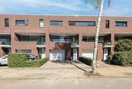 Tussenwoning te koop: Zandbloem 24, Zandrijk Eindhoven