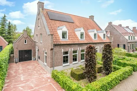 Twee-onder-één-kap te koop: Zandershoeve 70, Stepekolk Helmond