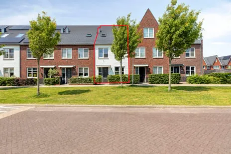 Tussenwoning te koop: Zandheuvelweg 18, Woerdblok Naaldwijk