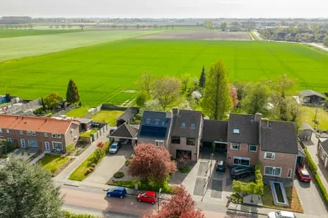 Tussenwoning te koop: Zandsteeg 25, Nieuwendijk Nieuwendijk