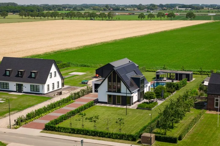 Detached house for sale: Zandsteeg 59, Nieuwendijk Nieuwendijk