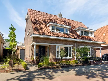 Terraced house for sale: Zandstraat 111, Meilust Zuid Bergen Op Zoom