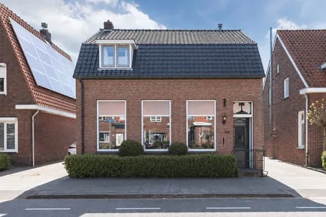 Vrijstaande woning te koop: Zandstraat 146, Meilust Zuid Bergen Op Zoom