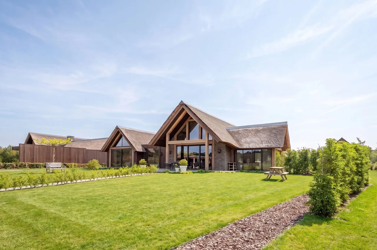 Vrijstaande woning te koop: Zandstraat 15, Moergestel