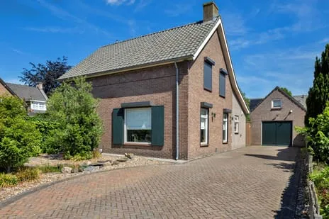 Vrijstaande woning te koop: Zandstraat 21, Kom Nuland Nuland